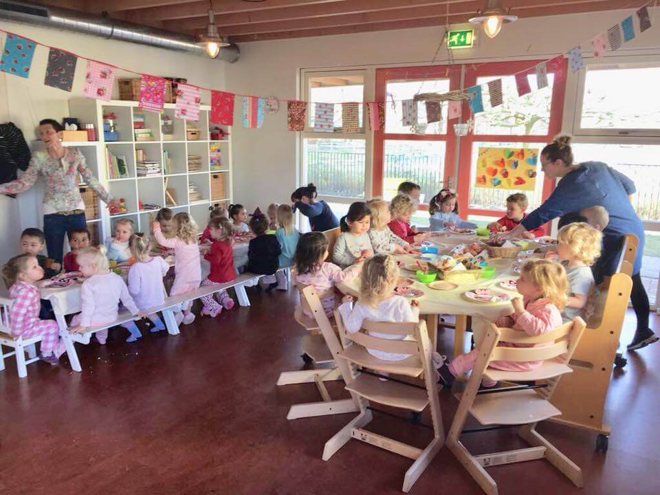 Paasontbijt bij de peuters